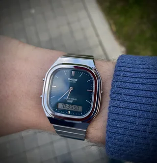 Photo of Casio Vintage AQ-240E-3A watch